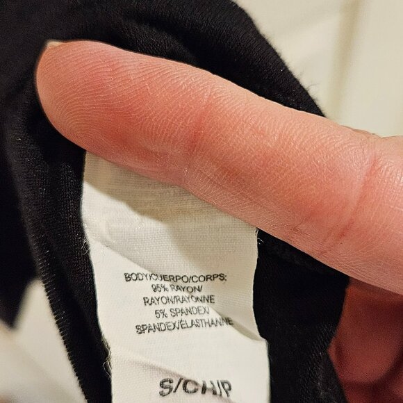 gaiam women's  black t shirt - Picture 4 of 5